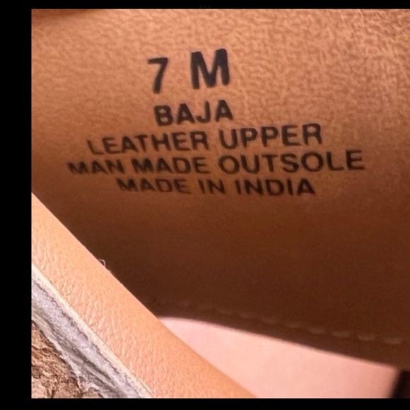 BEACH Sandals, Matisse Baja, size 7 - Picture 2 of 7